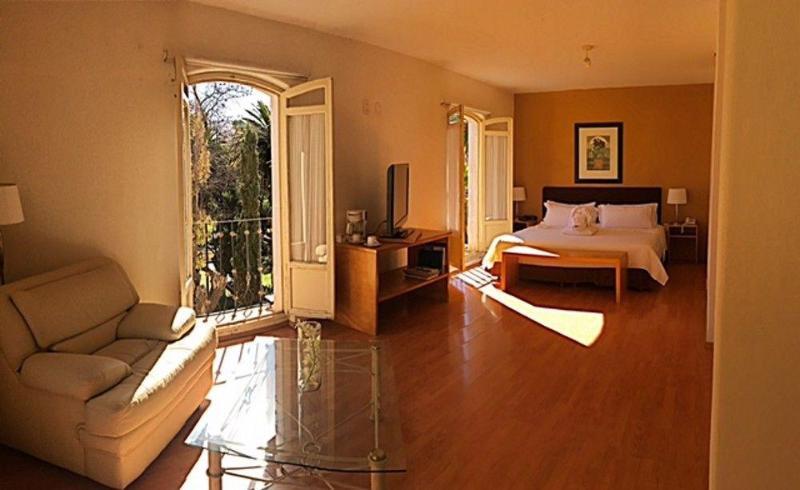 Casona De Los Vitrales ซากาเตกัส ภายนอก รูปภาพ